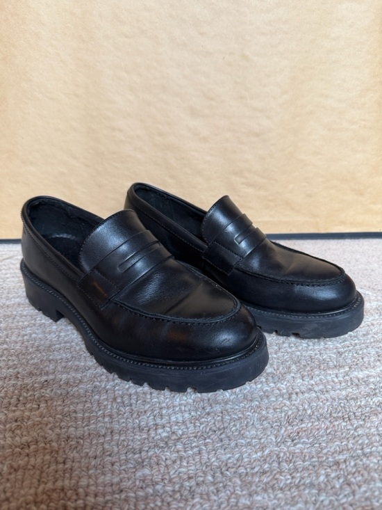 Vagabond Shoes - Vagabond Black Leather Chunky Loafers